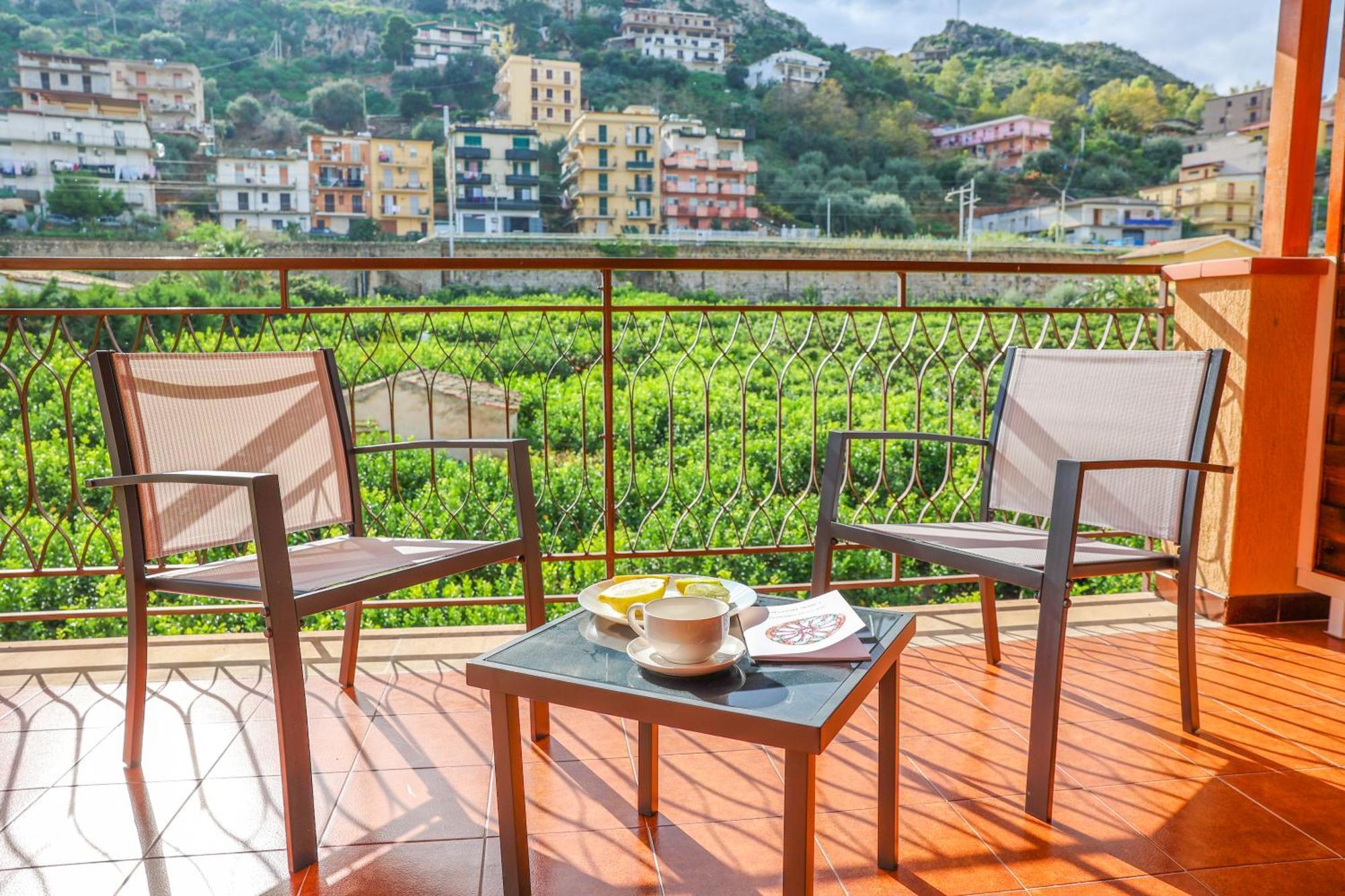 B&B Giardino Dei Cedri Трабия Экстерьер фото